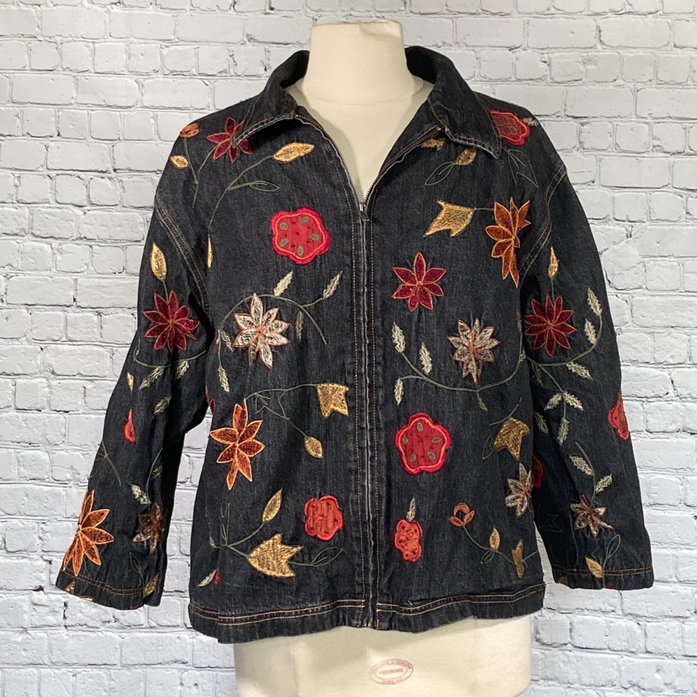 Vintage Chico’s Design 3 floral embroidered beaded denim zip up shacket jacket